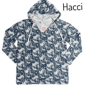 Hacci Blue and White Patterned Hoodie